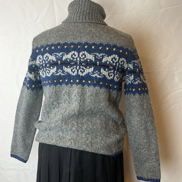 Carroll Reed Wool Fair Isle Turtleneck Knit Sweater size Medium Grays and Blues - Picture 6 of 13